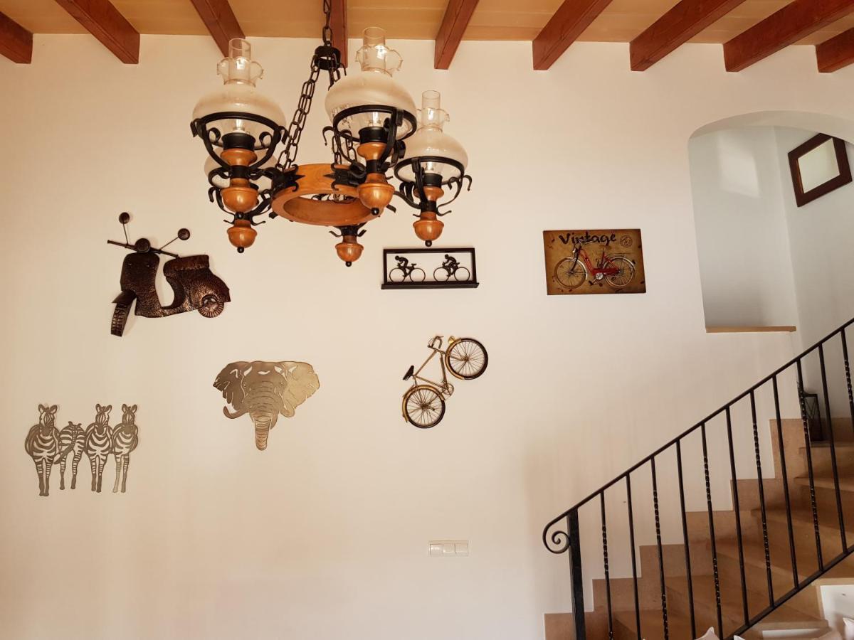 Villa Milagro - 3 Bedroom Finca Style Villa With Pool Near Golf Course/Beaches - Air Cond. Pollenca Exterior photo