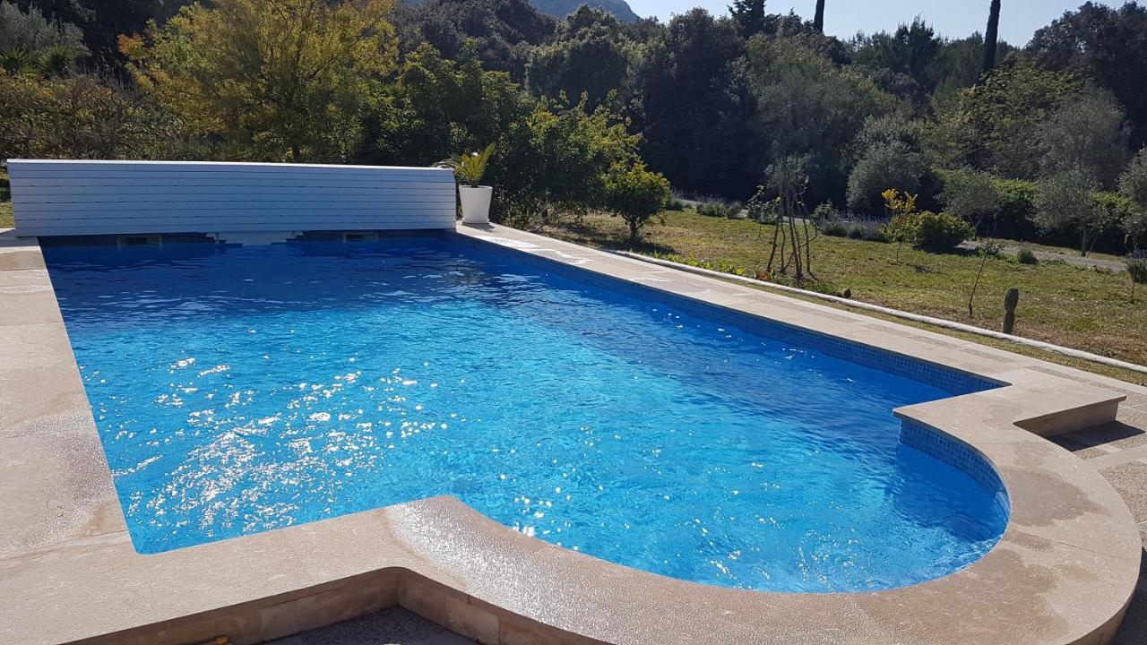 Villa Milagro - 3 Bedroom Finca Style Villa With Pool Near Golf Course/Beaches - Air Cond. Pollenca Exterior photo