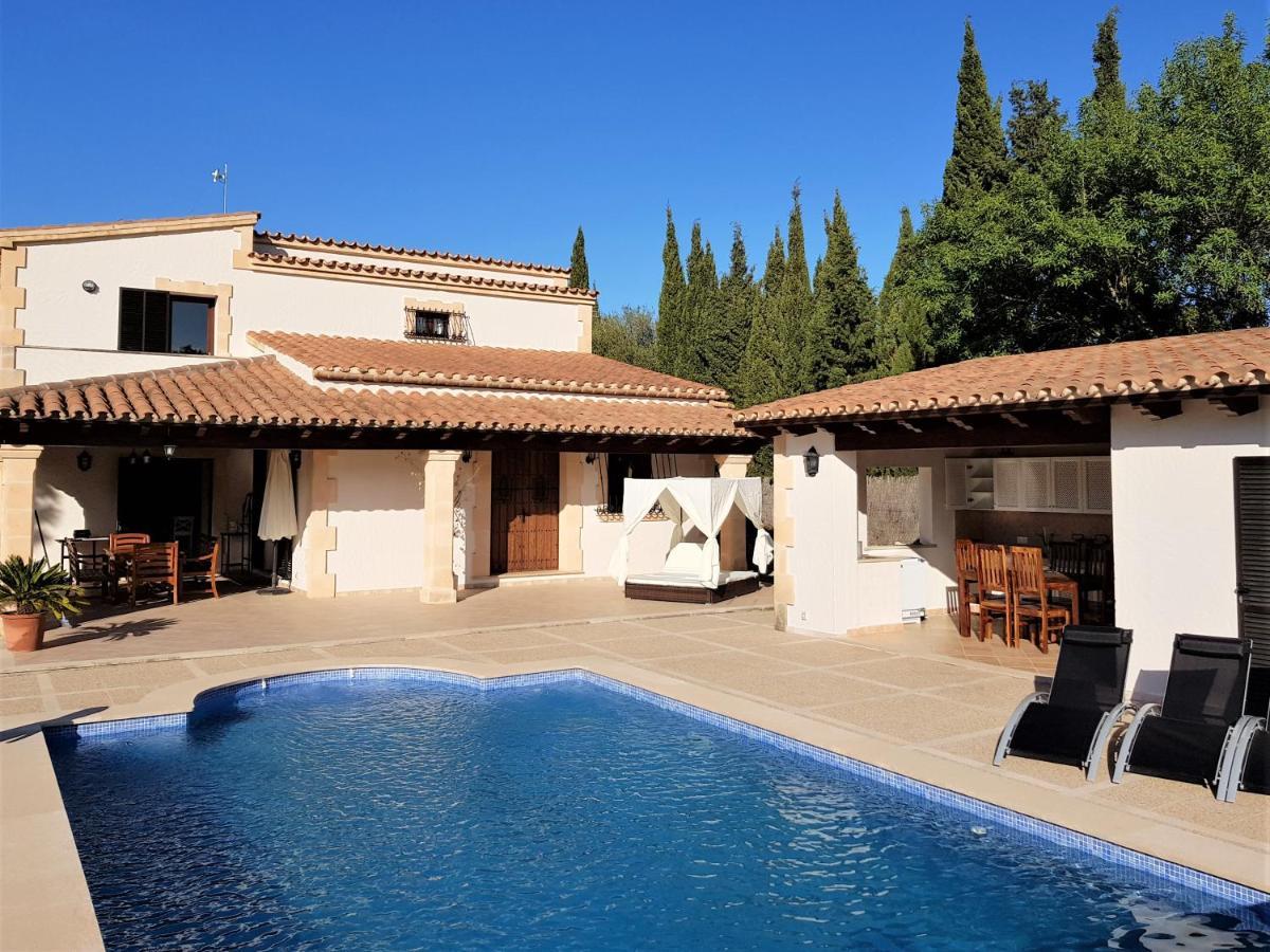 Villa Milagro - 3 Bedroom Finca Style Villa With Pool Near Golf Course/Beaches - Air Cond. Pollenca Exterior photo