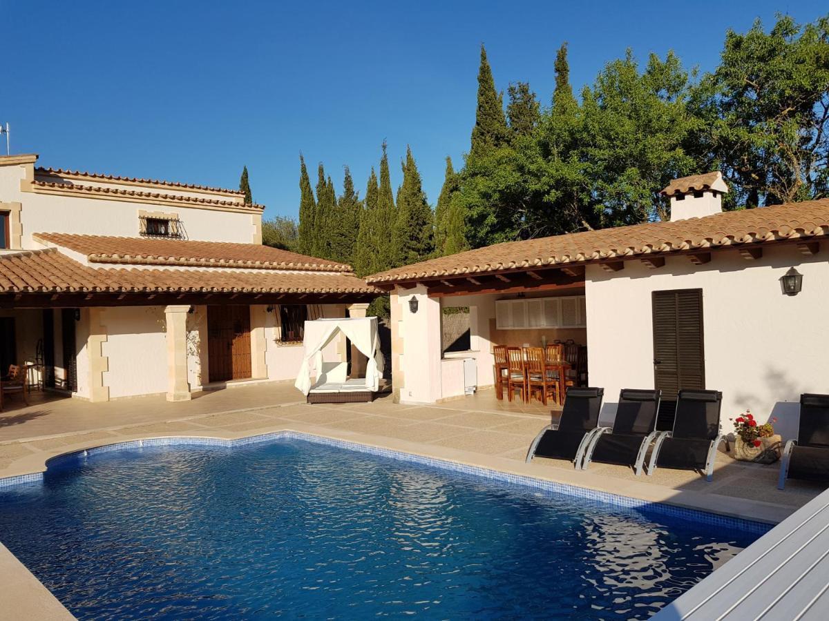 Villa Milagro - 3 Bedroom Finca Style Villa With Pool Near Golf Course/Beaches - Air Cond. Pollenca Exterior photo